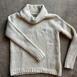 Banana Republic 70% Wool Ribbed Cowl Neck Sweater – NWOT Condition